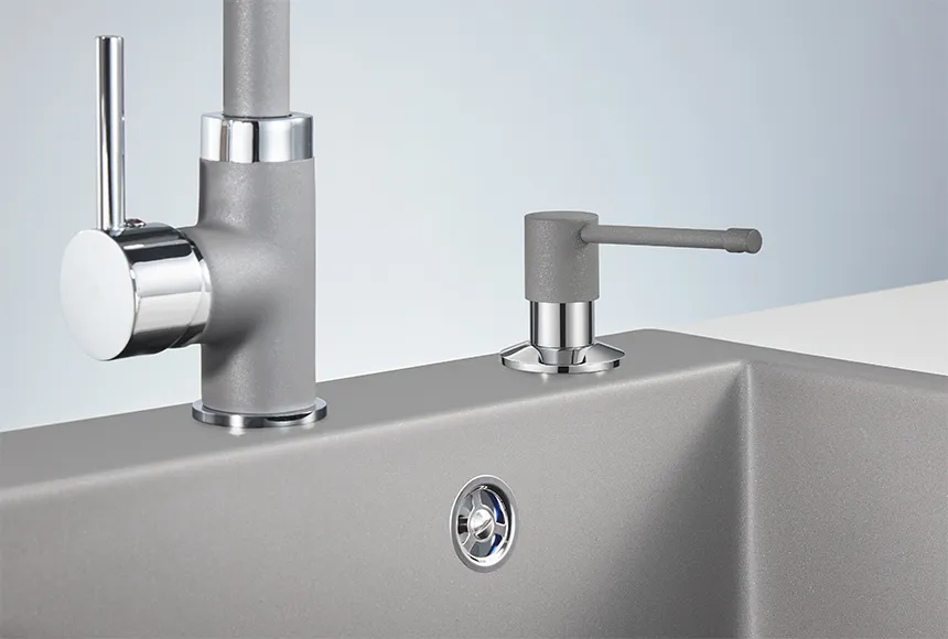 Дозатор моющего средства Granula 05 D алюминиум, объем 300 мл